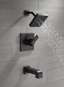delta water amplifying showerhead with h2okinetic technology