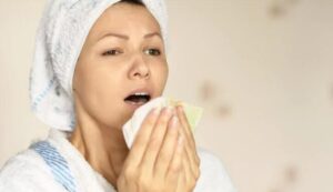 what is the reason of sneezing after shower